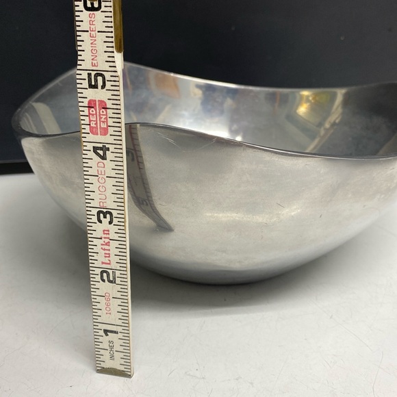 Nambé 527 Handmade Serving Bowl Tri Corner Dish Made of Aluminum Alloy Metal - Picture 8 of 11